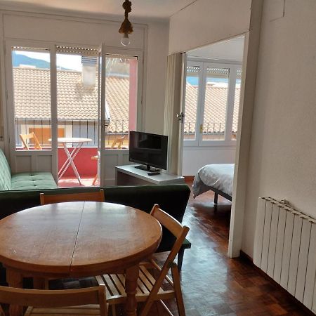 Luminoso, Centrico Y Silencioso Apartamento Jaca Ngoại thất bức ảnh