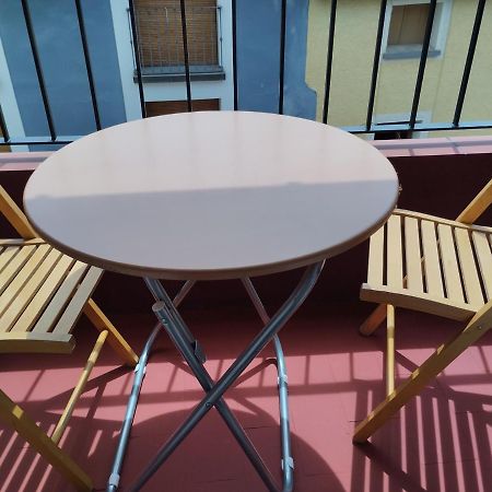 Luminoso, Centrico Y Silencioso Apartamento Jaca Ngoại thất bức ảnh
