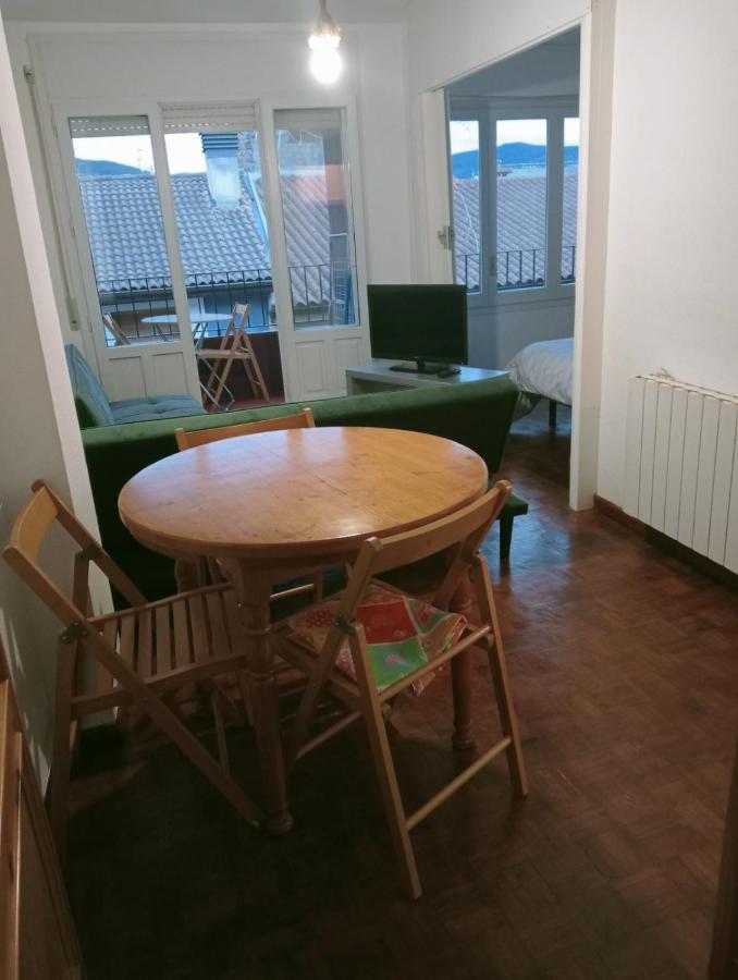 Luminoso, Centrico Y Silencioso Apartamento Jaca Ngoại thất bức ảnh